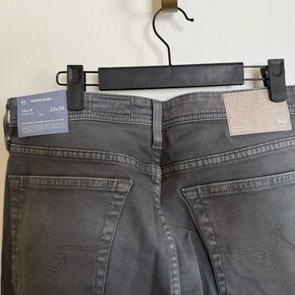 AG Trellis Modern Slim Vapor Wash Smooth Slate NWT